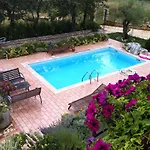 Vila Lucija With Pool And Tennis Court Near