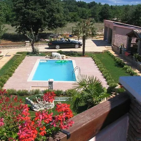 Lucija With Pool And Tennis Court Near Vila *